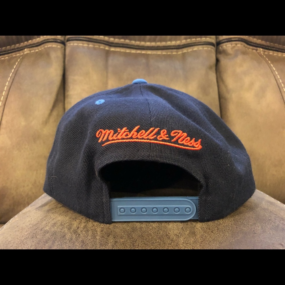 NBA OKC Mitchell & Ness SnapBack - Picture 2 of 4